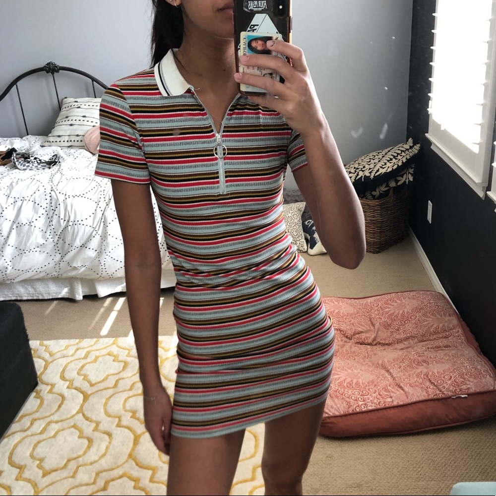 collared dress